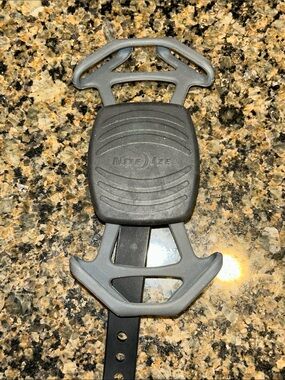 Nite Ize Wraptor rotating smartphone handlebar mount